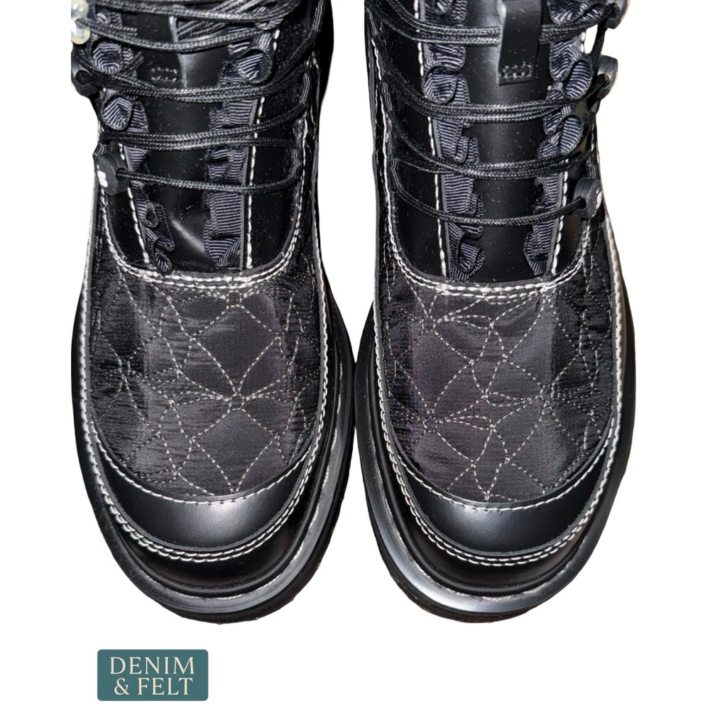 NEW Dr. Martens Jadon Frill Black Leather Platform Boots Hearts Stars Beads 9 US - Picture 9 of 15